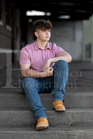Jayden Vecchione Senior Images 5-3-2024-0193