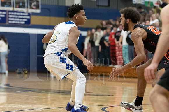 Rockford Christian Boys Varsity Basketball vs Winnebago 12-3-2022-0319