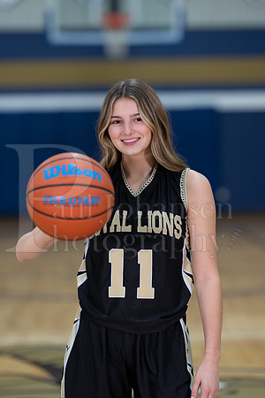 RC Basketball Seniors Banner Shoot 12-2-2021-0229