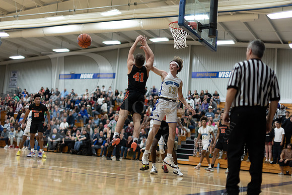 Rockford Christian Boys Varsity Basketball vs Winnebago 12-3-2022-0436