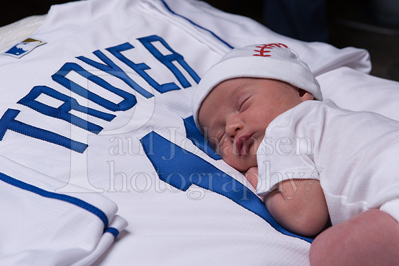 Luke Troyer Baby Pics 3-26-2017-0011