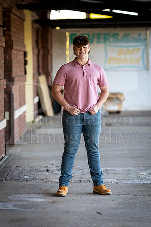 Jayden Vecchione Senior Images 5-3-2024-0232