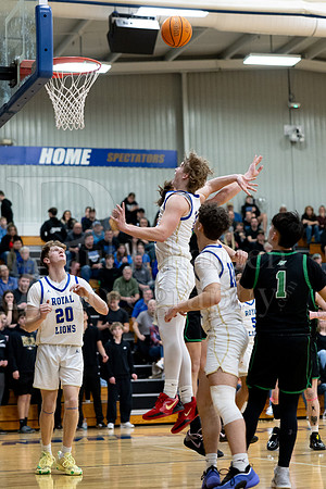 Rockford Christian Boys Varsity Basketball vs Rock Falls 2-7-2025-1220