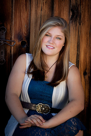 Sammy Bretl Senior Image-1100_PE