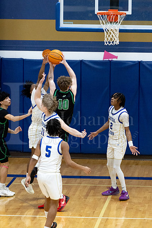 Rockford Christian Boys Varsity Basketball vs Rock Falls 2-7-2025-0855