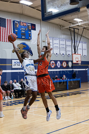 RC Boys Varsity Basketball vs Winnebago 1-29-2022-0040