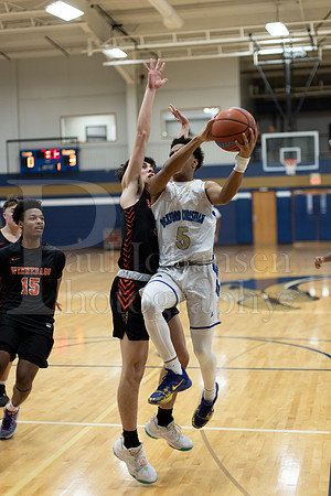 Rockford Christian Boys Varsity Basketball vs Winnebago 12-3-2022-0053