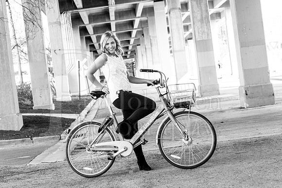 Annie Cyrs Senior Images 4-24-2018-0177-2