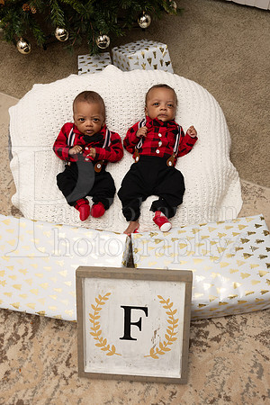 Foreman Family Portraits 12-12-2024-0210