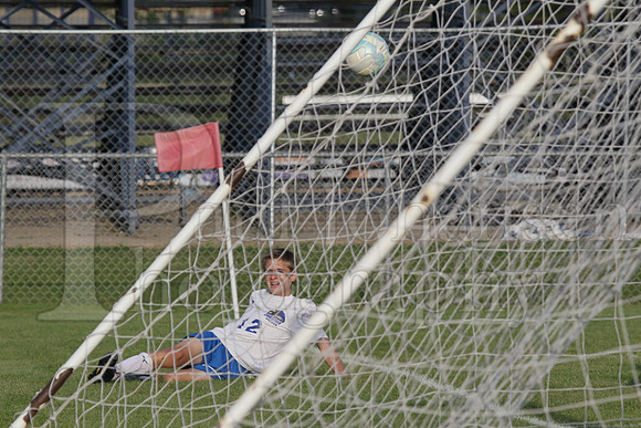 RC Boys Varsity Soccer vs Oregon 8-23-2016-0964