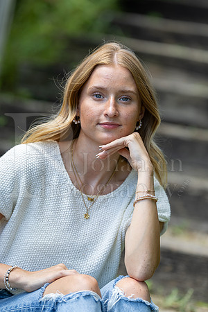 Marley Flynn Senior Images 8-11-2024-0436