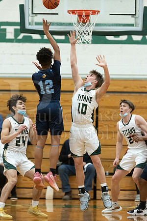 Boylan Boys Varsity Basketball vs Guilford 1-26-2022-0112
