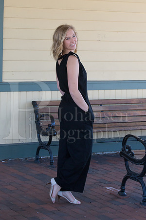 Annie Cyrs Senior Images 4-24-2018-0040