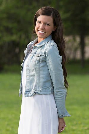 Alyssa Evett Senior Images 5-18-2014-3936