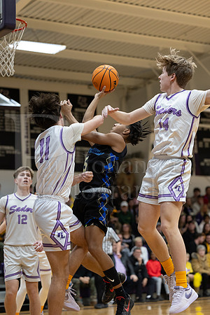 Rockford Christian Boys Varsity Basketball vs Lutheran 2-21-2025-0117