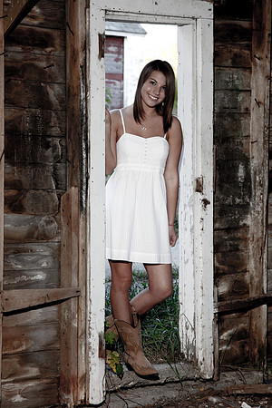 Lindsay Melling Senior Images-0473