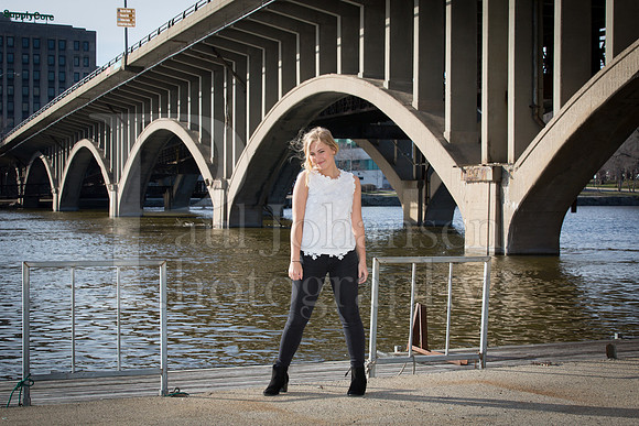 Annie Cyrs Senior Images 4-24-2018-0242