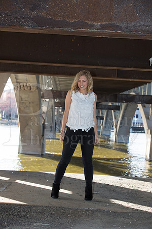Annie Cyrs Senior Images 4-24-2018-0192