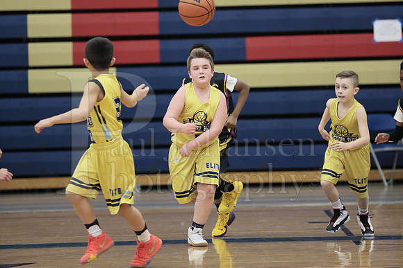 Rockford Elite Basketball vs JR Purgolders 2-24-2019-0190