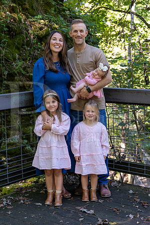 Blume Family Portraits 7-29-2024-0004