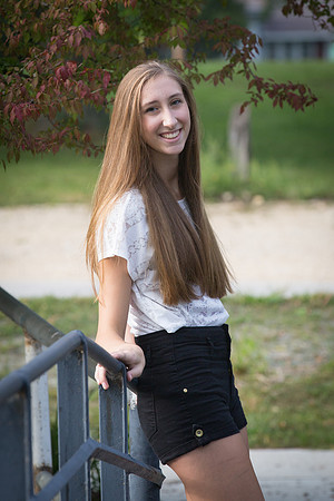 Margaret Horihan Senior Images 8-31-2013-0773