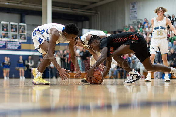 Rockford Christian Boys Varsity Basketball vs Winnebago 12-3-2022-0513