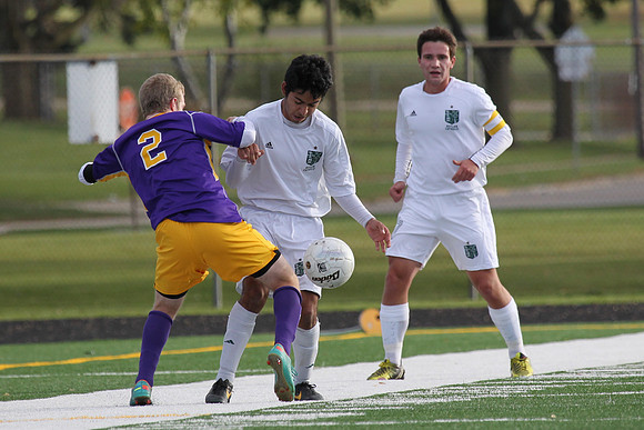 Boylan Varsity Boys Soccer vs Hononegah Regional Final 10-26-2013-4799