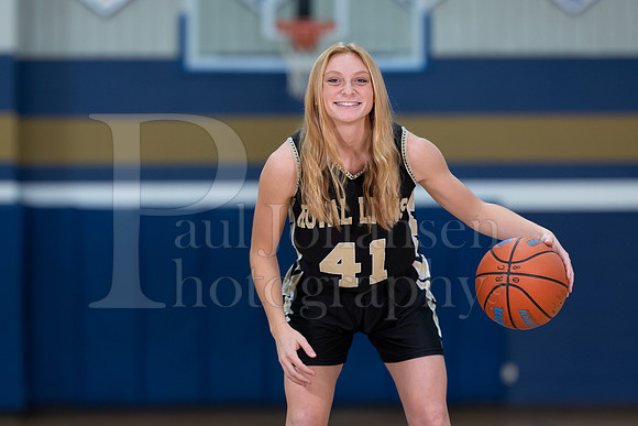 RC Basketball Seniors Banner Shoot 12-2-2021-0154