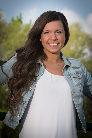 Alyssa Evett Senior Images 5-18-2014-3968