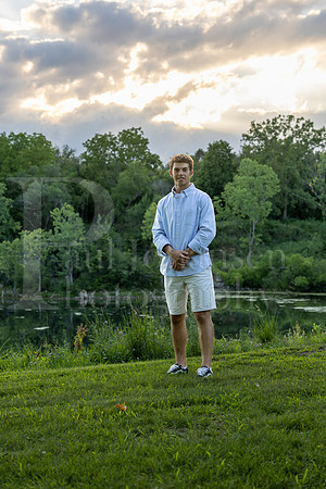 Nick Davenport Senior Images 8-4-2022-0389