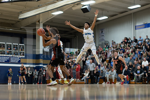 Rockford Christian Boys Varsity Basketball vs Winnebago 12-3-2022-0405