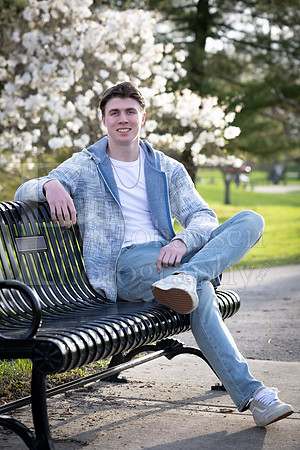 Nolan Brauns Senior Images 5-4-2022-0283