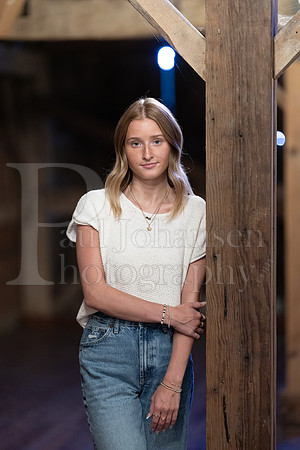 Marley Flynn Senior Images 8-11-2024-0478