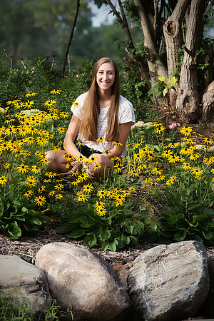 Margaret Horihan Senior Images 8-31-2013-0762_PE