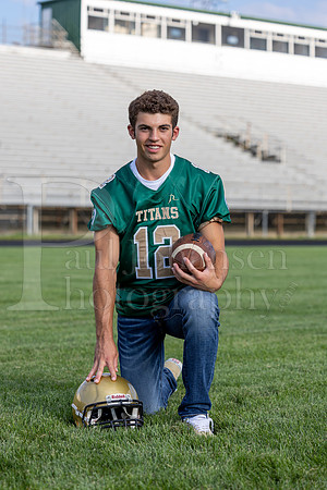 Nick Davenport Senior Images 8-4-2022-0038