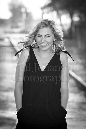 Annie Cyrs Senior Images 4-24-2018-0076-2