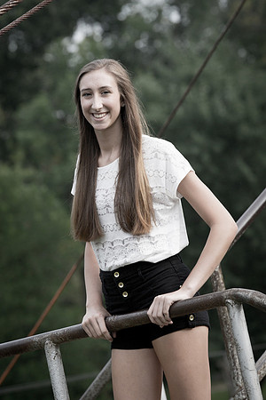 Margaret Horihan Senior Images 8-31-2013-0747-2