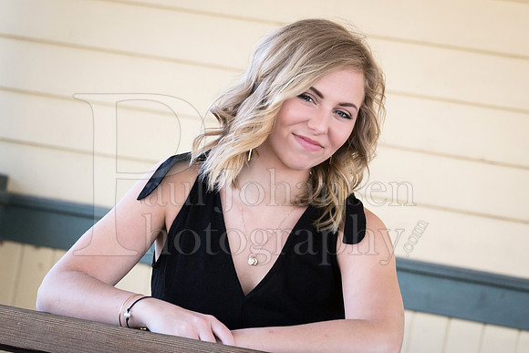 Annie Cyrs Senior Images 4-24-2018-0069_pp
