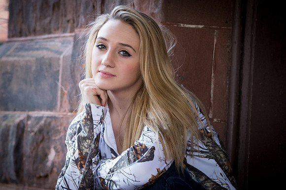 Shannon Garthwaite Senior Images 3-16-2015-0408-2