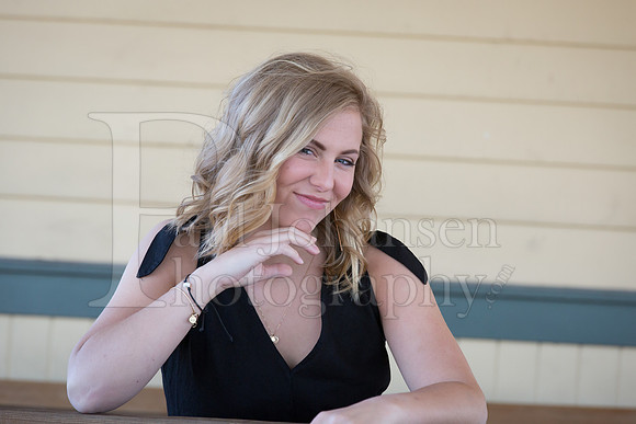 Annie Cyrs Senior Images 4-24-2018-0061