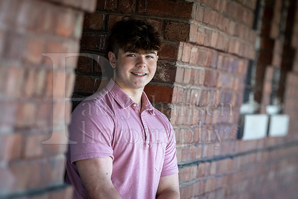 Jayden Vecchione Senior Images 5-3-2024-0215