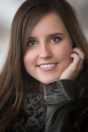 Hannah Klint Senior Images 3-21-2014-4817_Pe