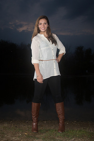 Cassie Bertl Senior Images 10-1-2014-6291