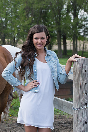 Alyssa Evett Senior Images 5-18-2014-3893
