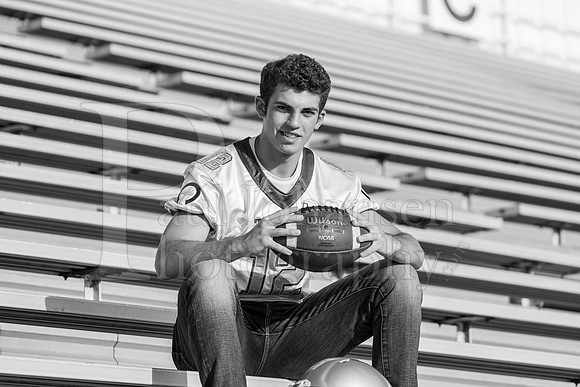 Nick Davenport Senior Images 8-4-2022-0126