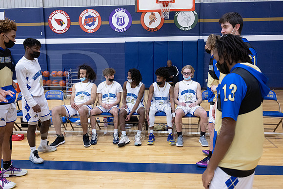 RC Boys Varsity Basketball vs Richmond Burton 1-19-2022-0017