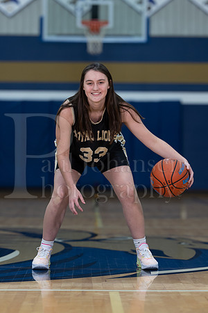 RC Basketball Seniors Banner Shoot 12-2-2021-0088