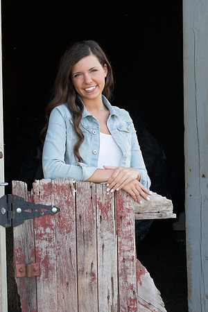 Alyssa Evett Senior Images 5-18-2014-3945