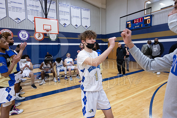 RC Boys Varsity Basketball vs Richmond Burton 1-19-2022-0027