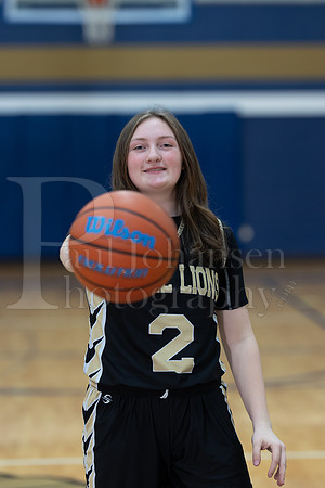 RC Basketball Seniors Banner Shoot 12-2-2021-0051